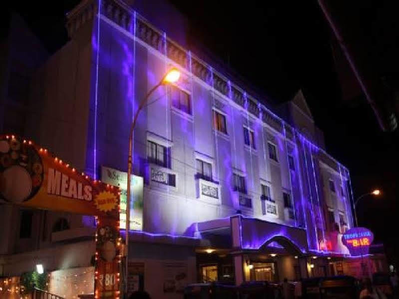 Hotel Victoria Madrás Exterior foto